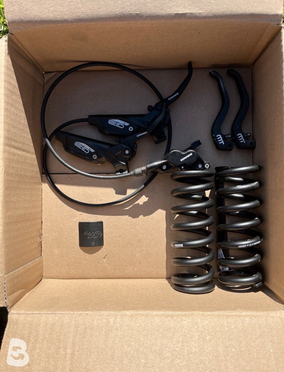 Santa Cruz Nomad V4 CC 2022