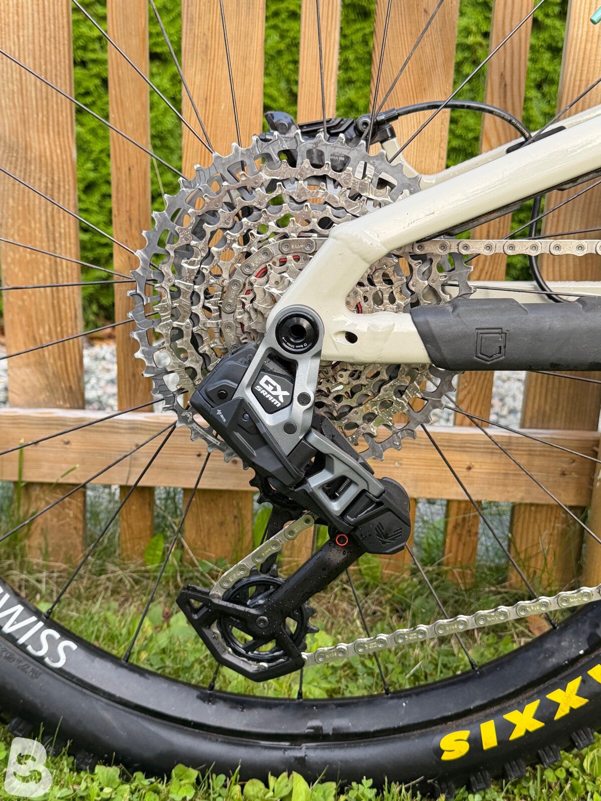 Commencal META SX V5 2024