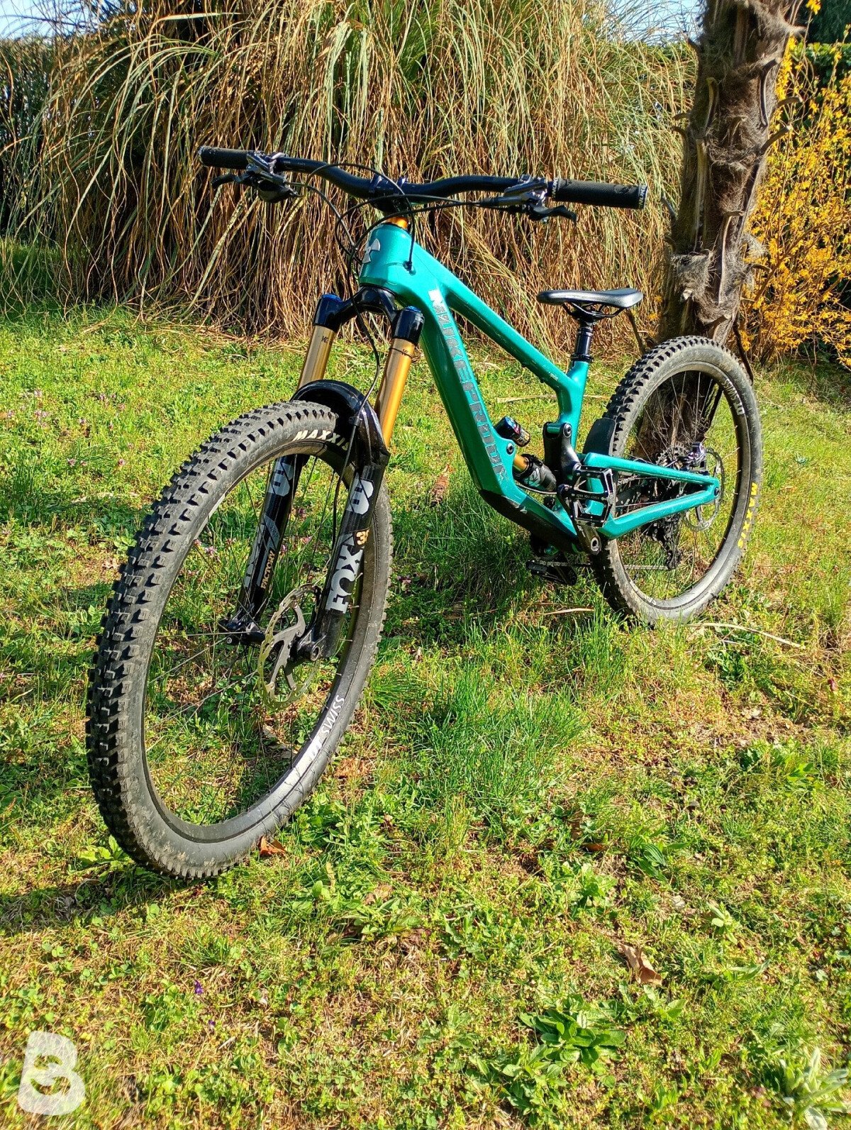 Nukeproof Giga 297 Carbon Factory 2023