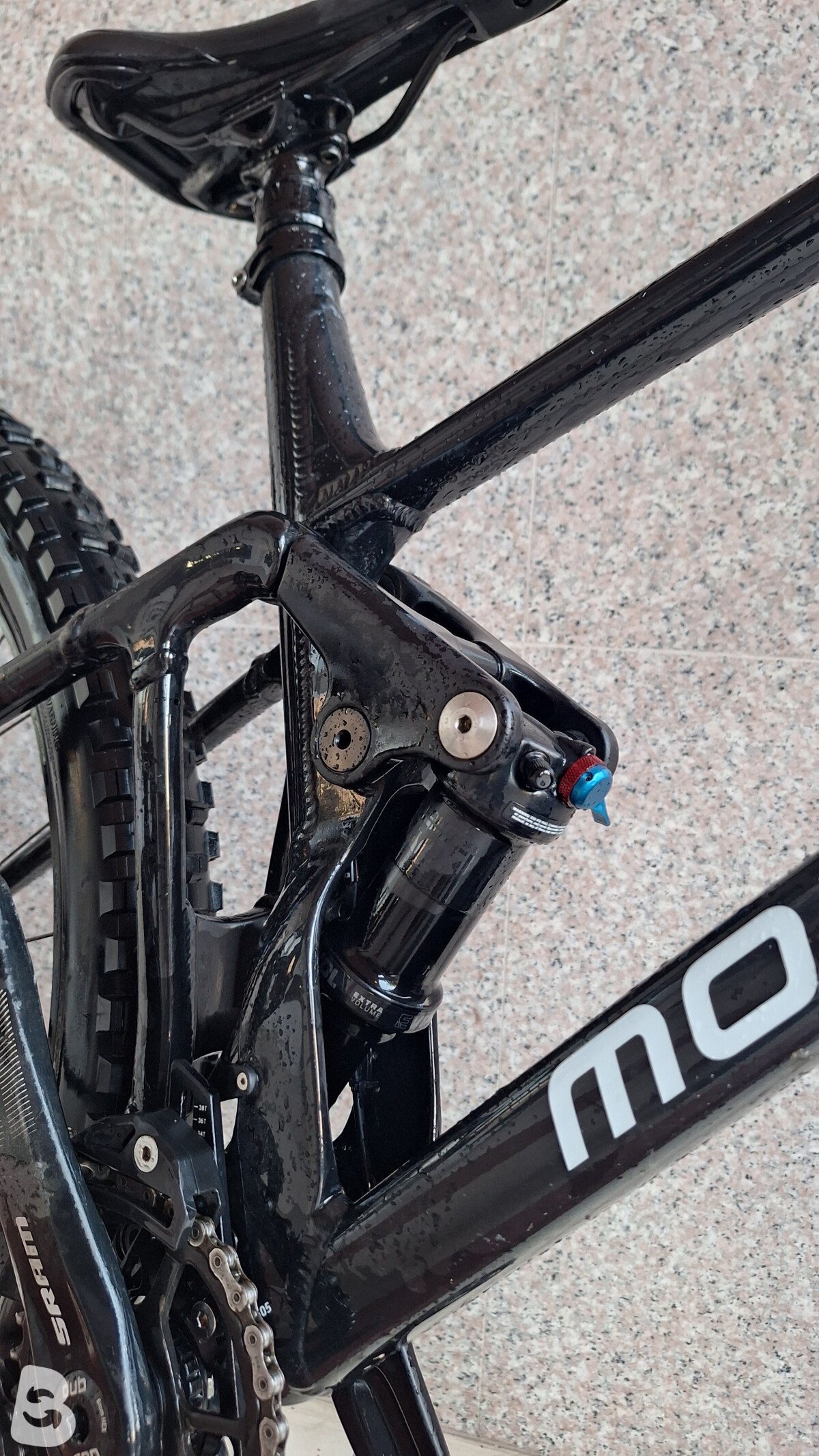 Mondraker Raze 2025