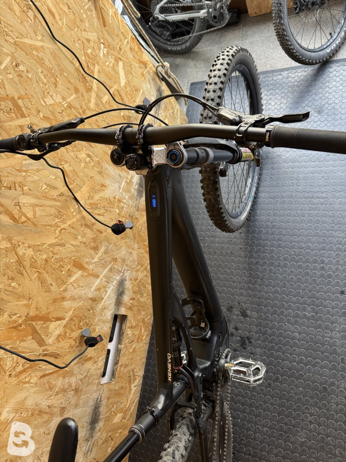 Specialized turbo kenevo expert 2021