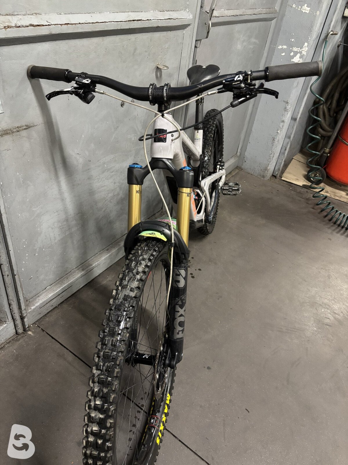 Santa Cruz Nomad 6 CC 2023