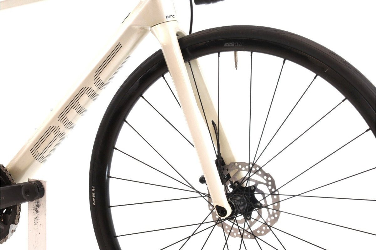 BMC Roadmachine THREE Di2 12V 2024