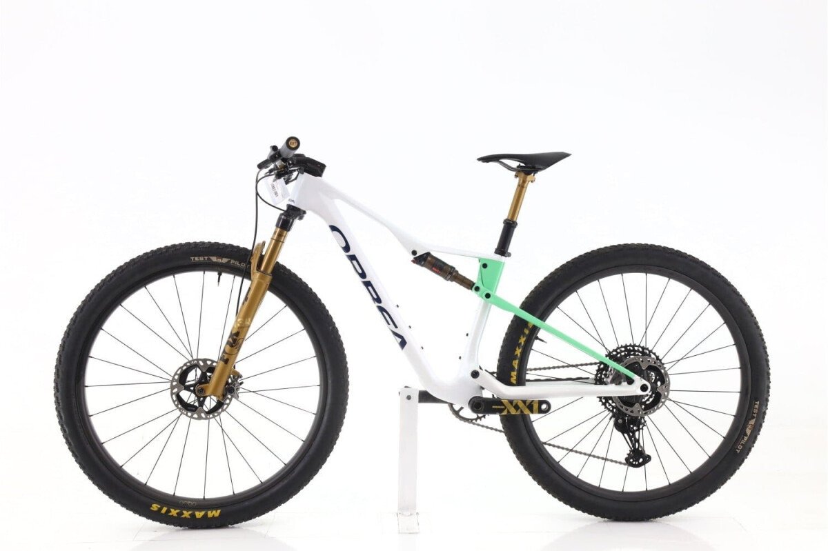 Orbea Oiz XT 2024