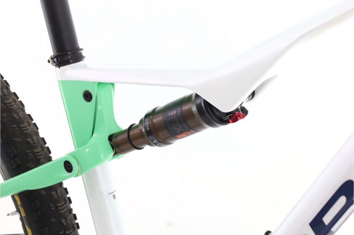 Orbea Oiz XT 2024
