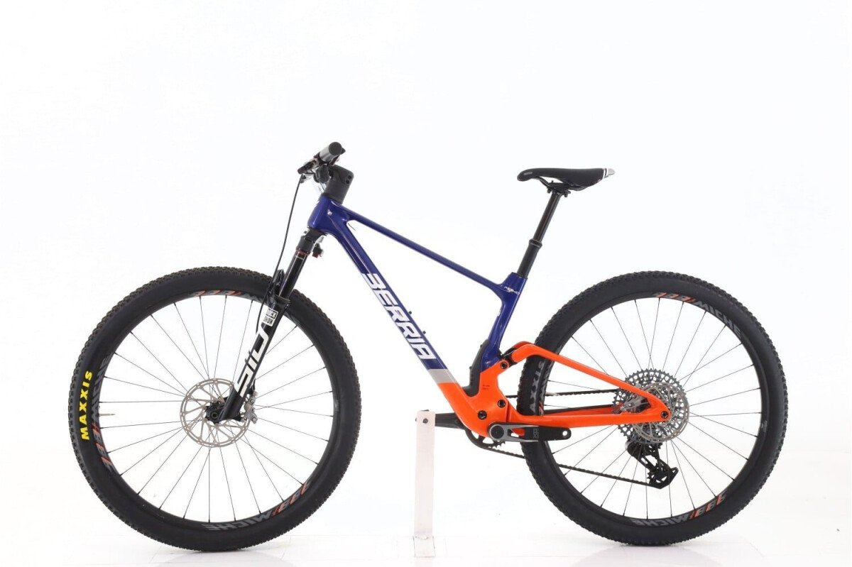 Berria Mako Pro AXS 2025