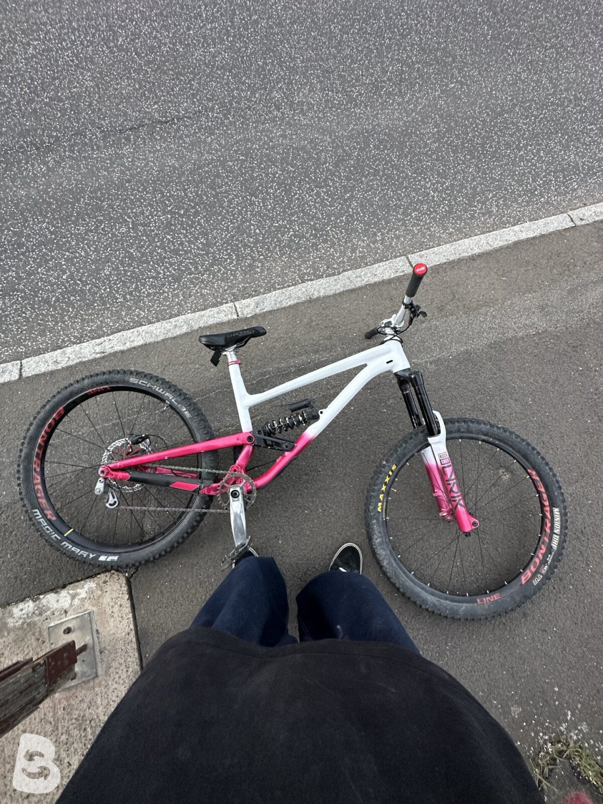 Commencal Clash Race 2021