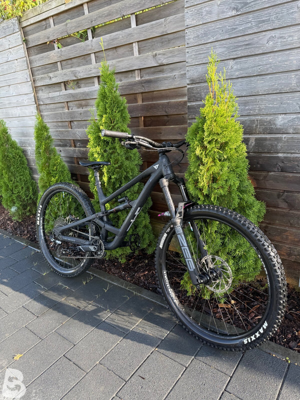 YT Industries Capra CORE 1 29 2023