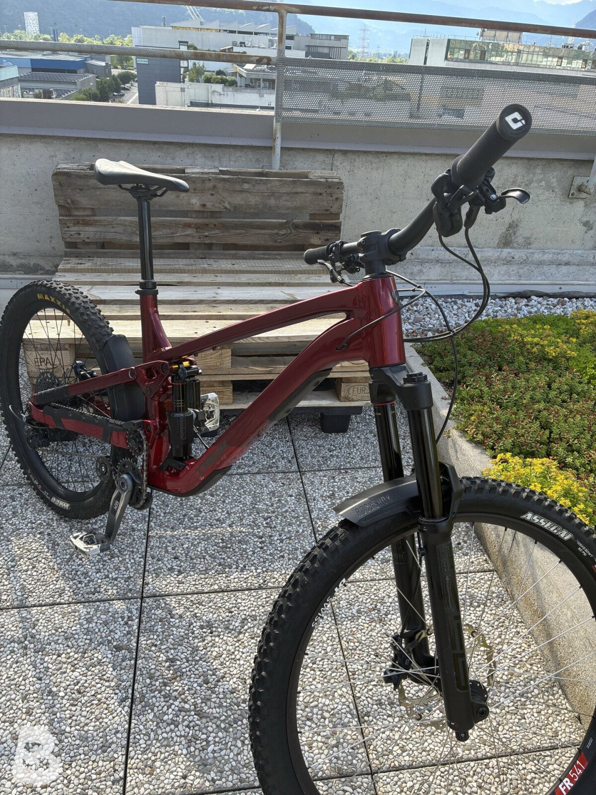 Trek Slash 9 GX AXS T-Type Gen 6 2024