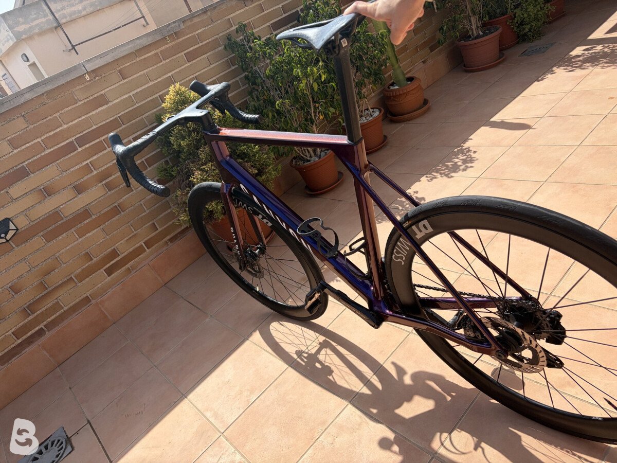 Canyon Ultimate CFR Di2 Aero 2024