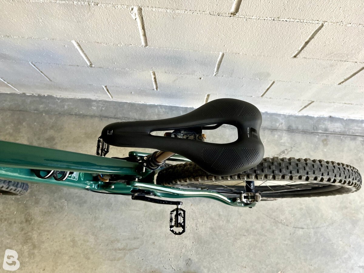 Pivot Shuttle LT Team XTR 2024