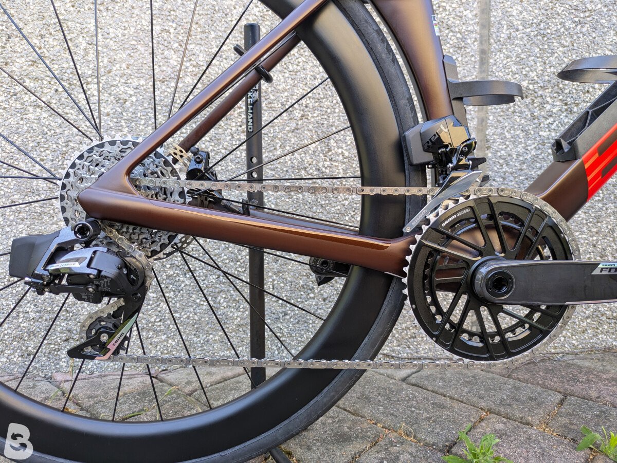 BMC Teammachine R01 THREE 2025