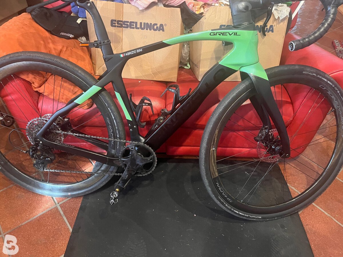 Pinarello Grevil F 2024