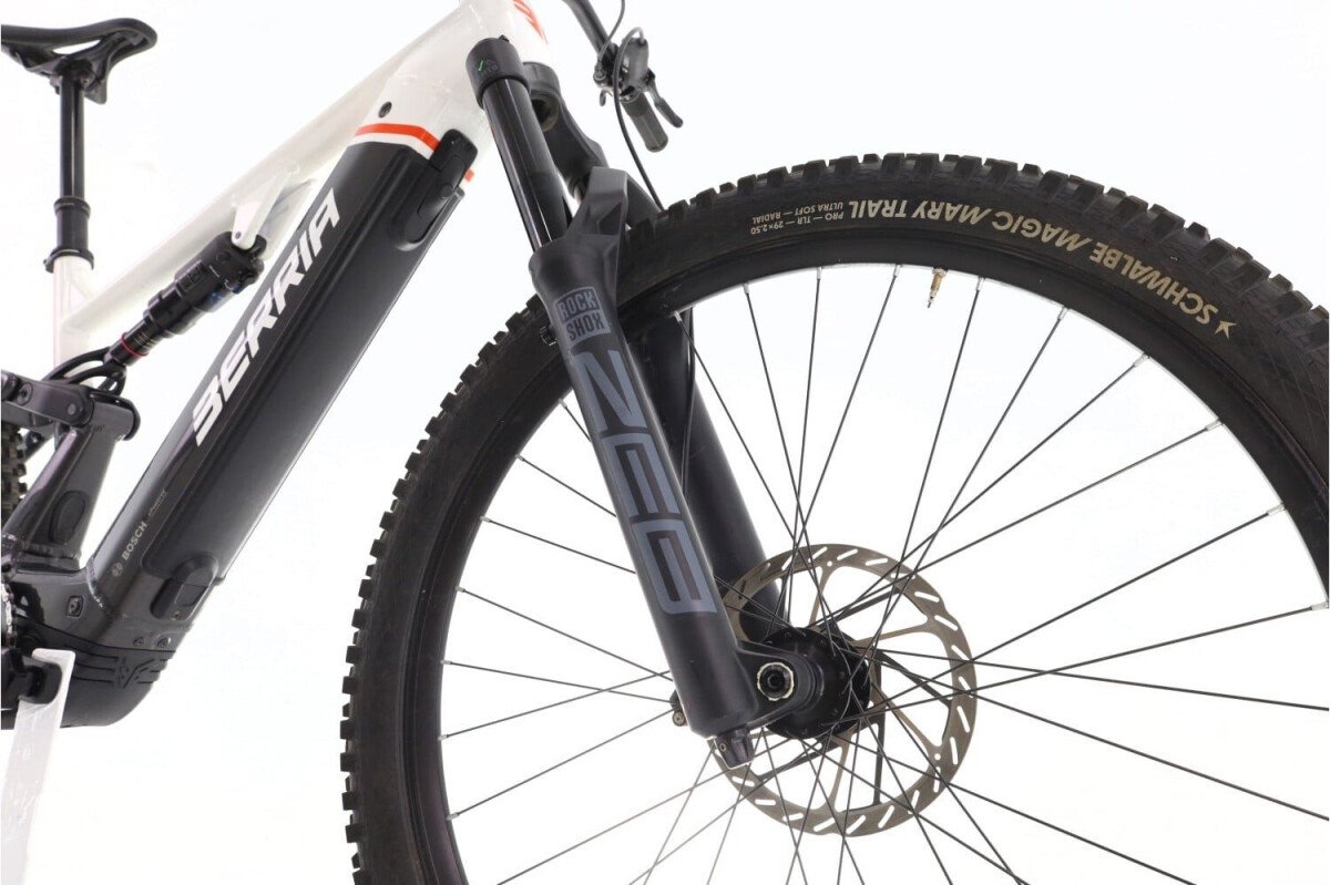 Berria Cayman XT 2025
