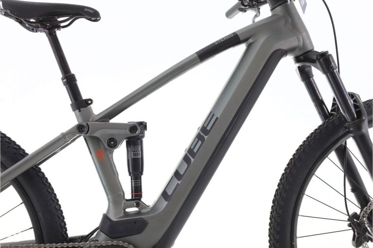 Cube Stereo Hybrid Pro 2024