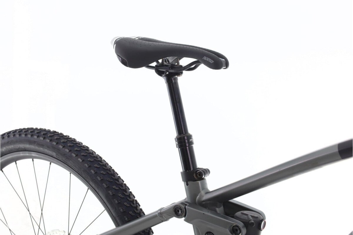 Cube Stereo Hybrid Pro 2024