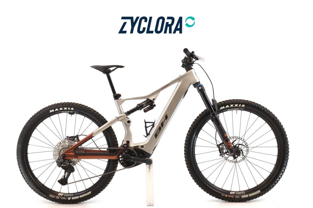 BH iLynx+ NX Trail Carbon 8.7 XT Di2 2025