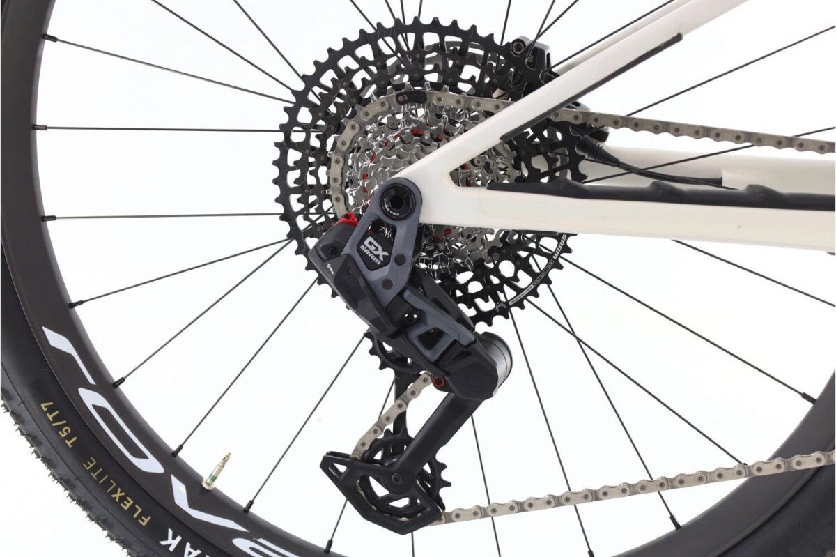 Specialized Epic 8 GX AXS 2025