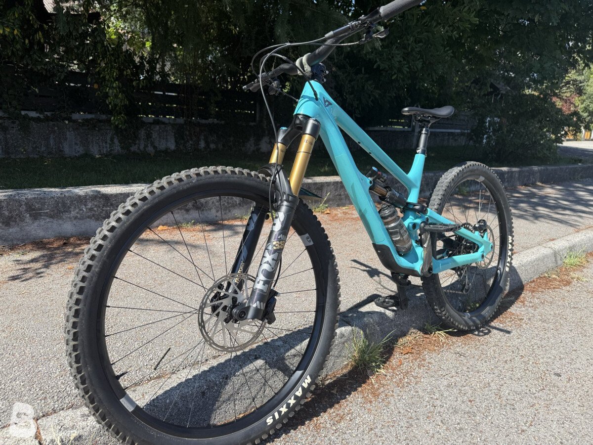 YT Industries Capra Core 4 2023