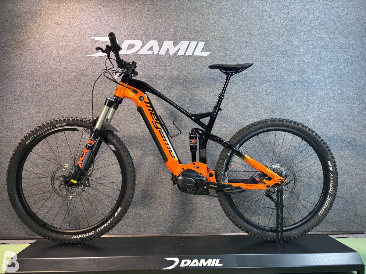 Megamo AYRON FORCE 40 EP6 2023