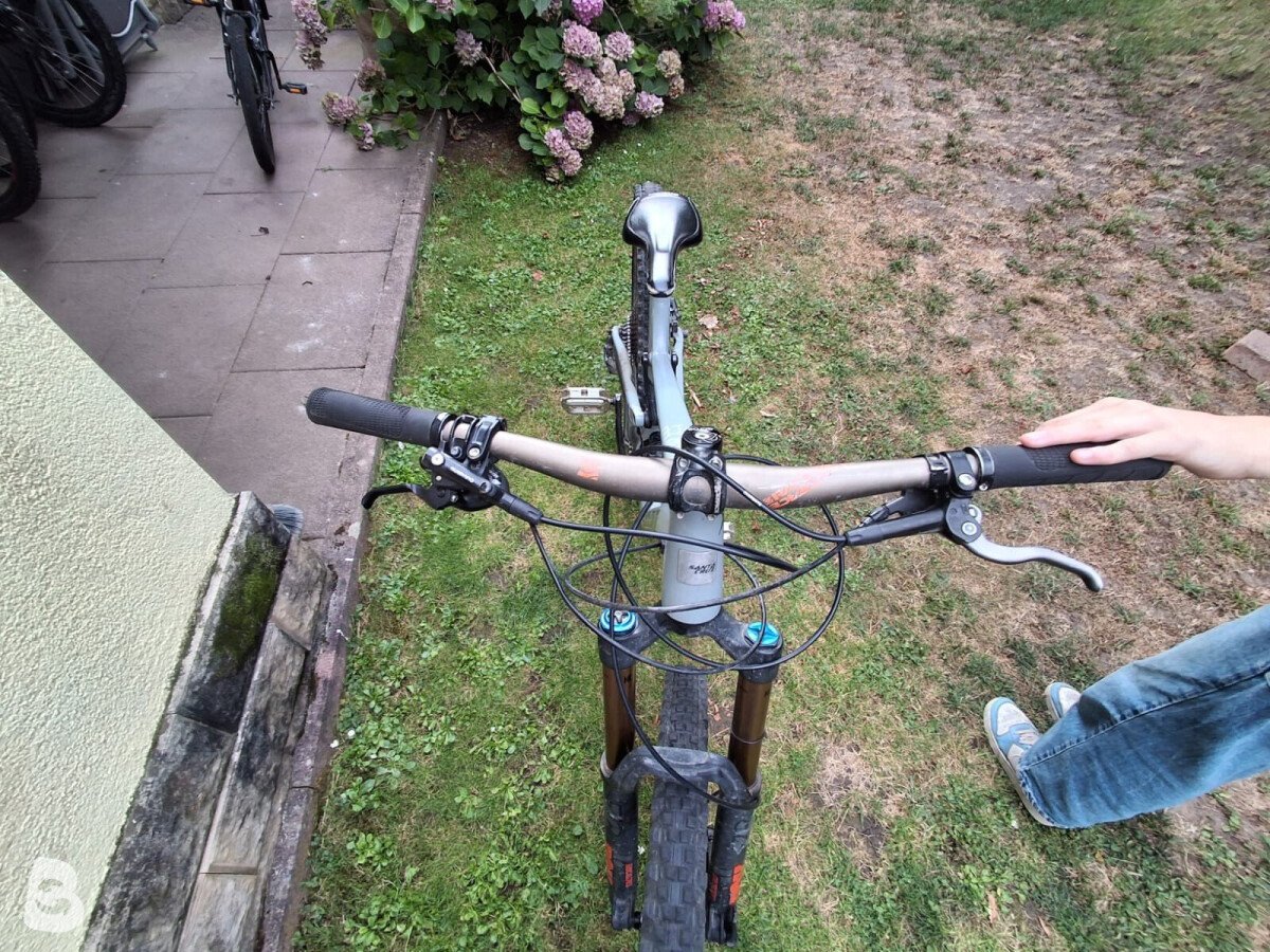 Santa Cruz Santa cruz bronson 3 al 2019