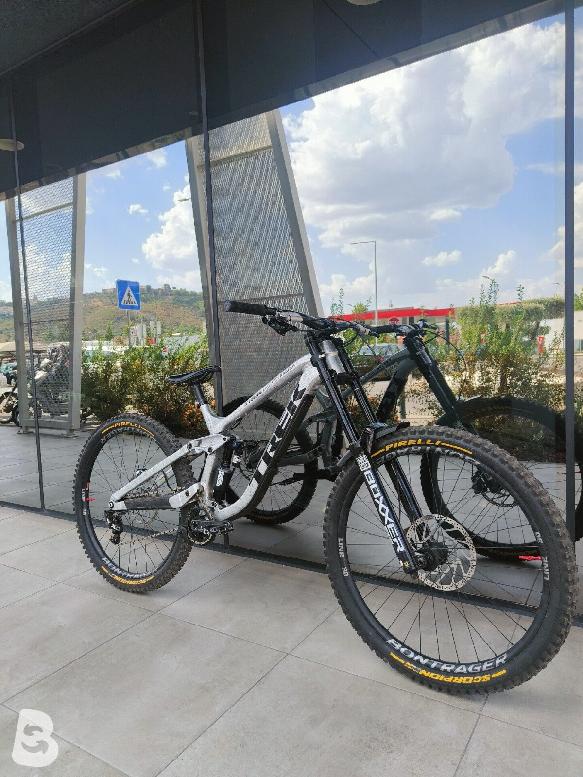 Trek Session 9 X01 2024