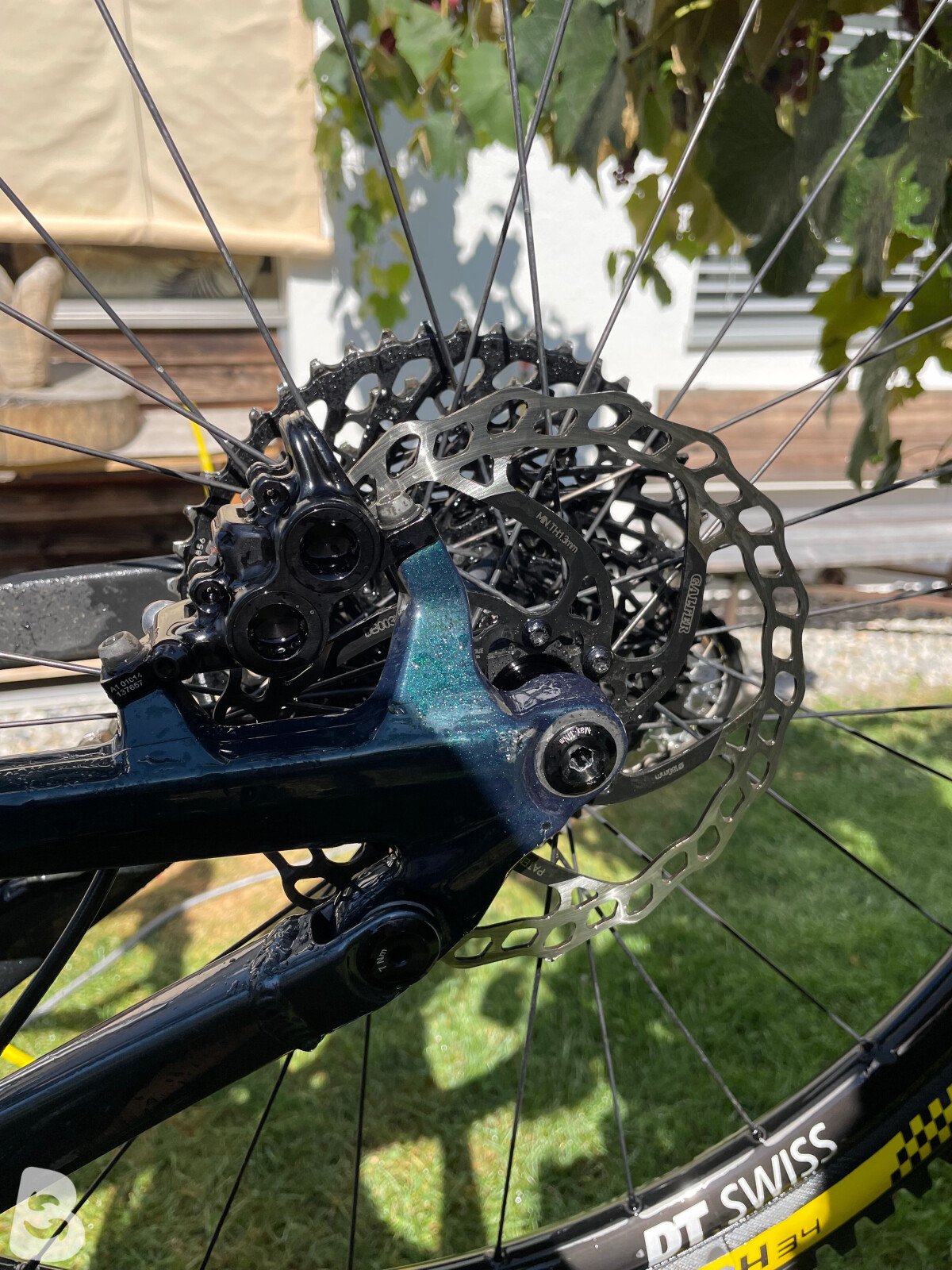 GT Sensor ST Carbon Elite 2023