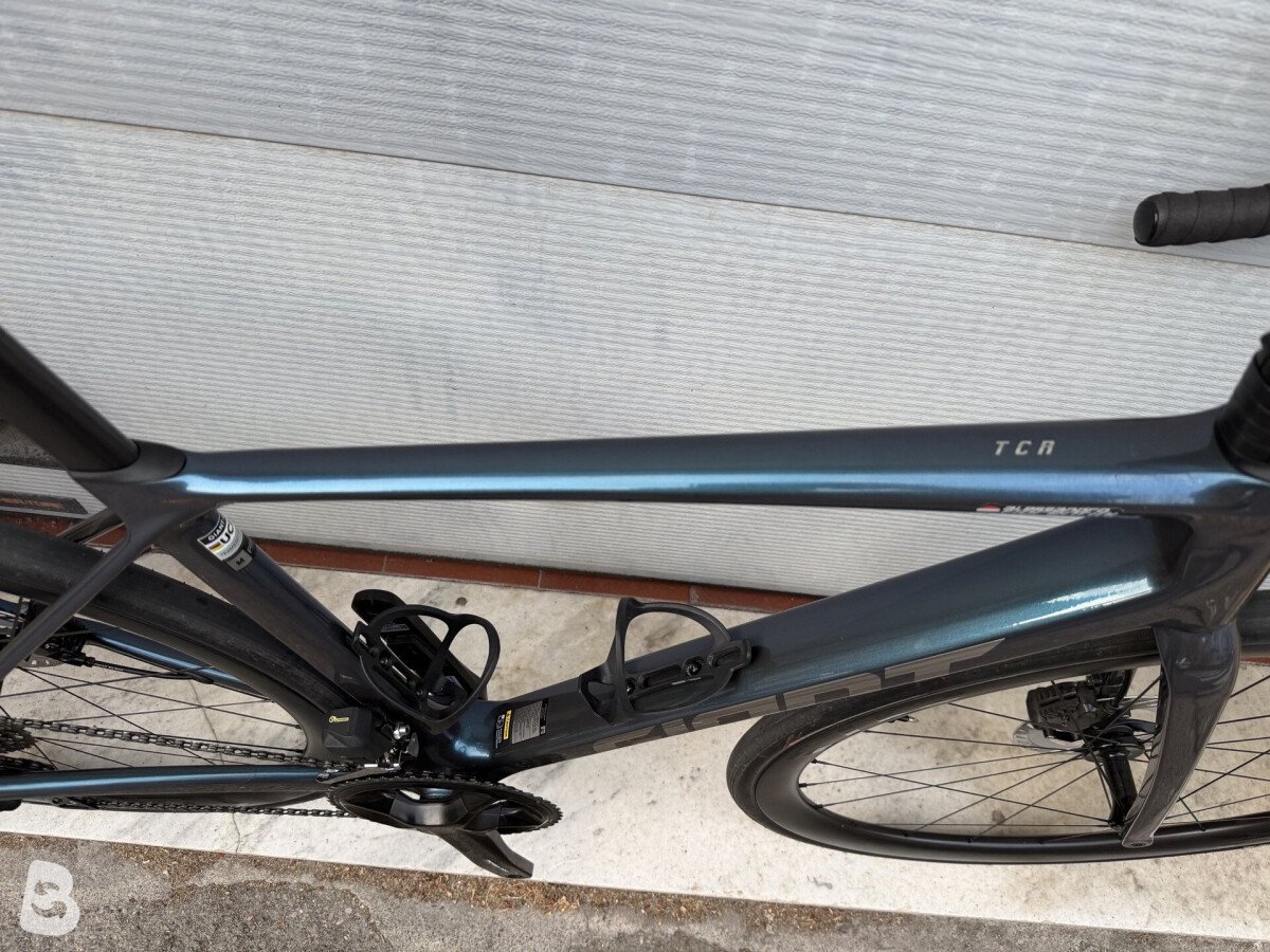 Giant TCR Advanced, Pro 0 Di2 2025