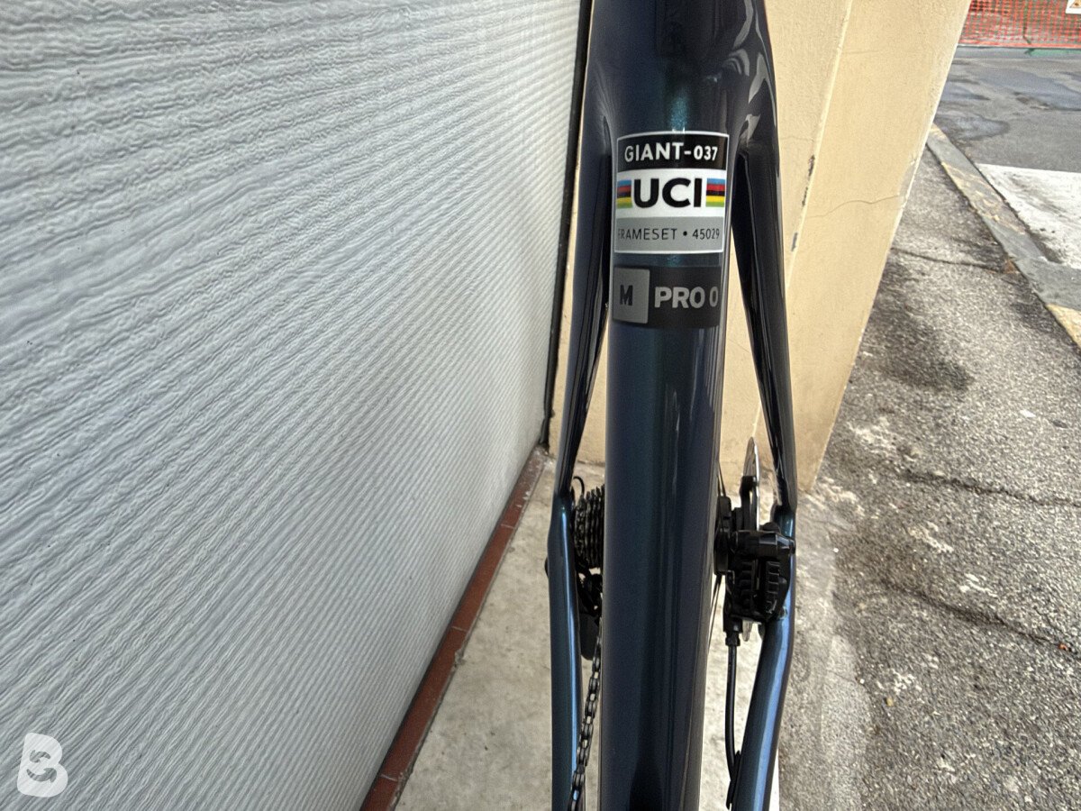 Giant TCR Advanced, Pro 0 Di2 2025