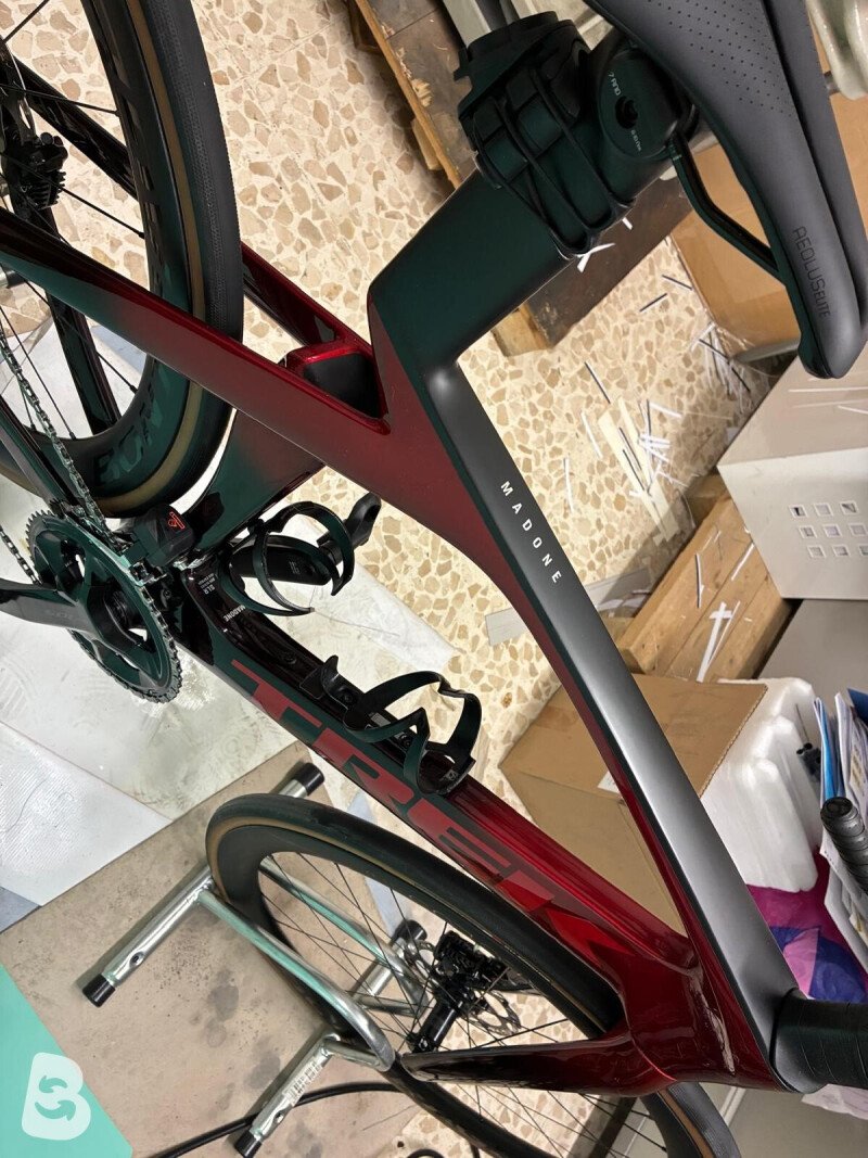Trek Madone SLR 6 Gen 7 2024