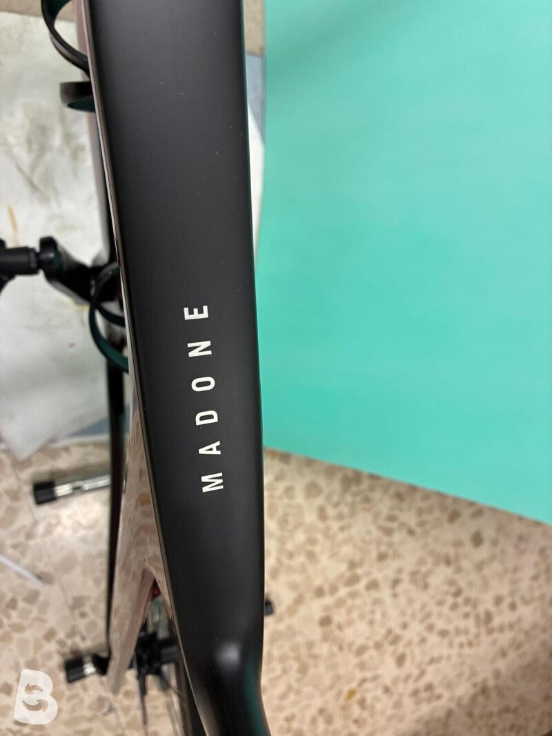 Trek Madone SLR 6 Gen 7 2024
