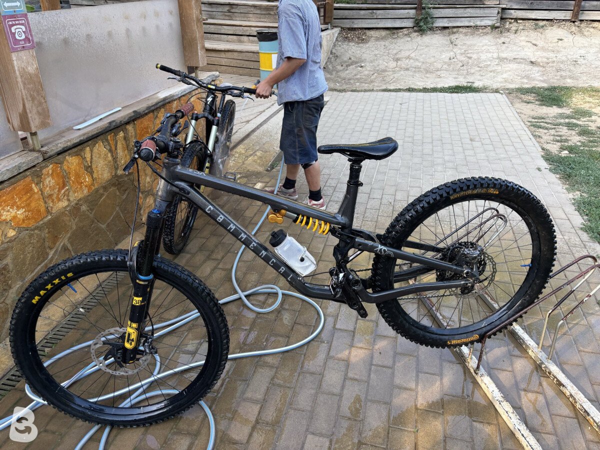 Commencal META SX V4 OHLINS EDITION 2023