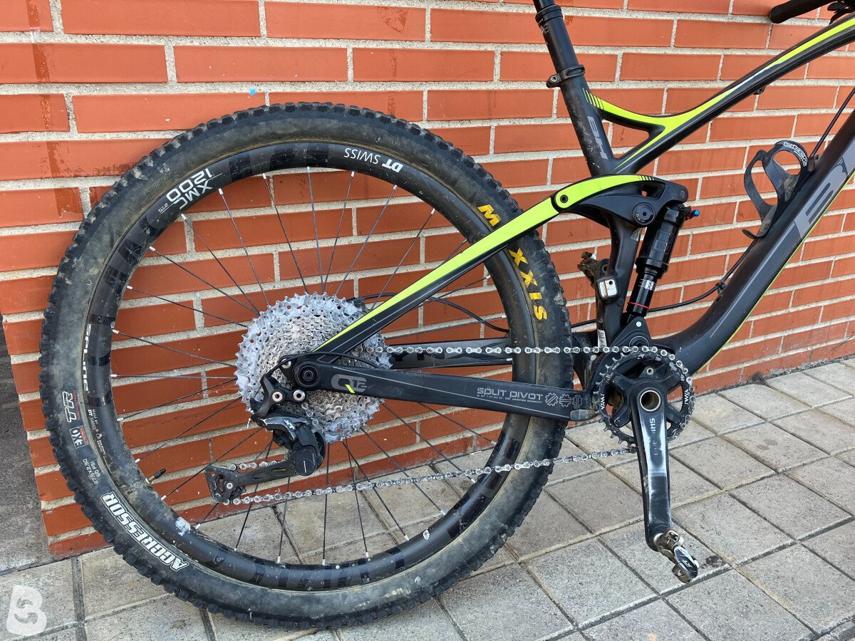 BH LYNX 4.8 27.5" CARBON RECON 2016