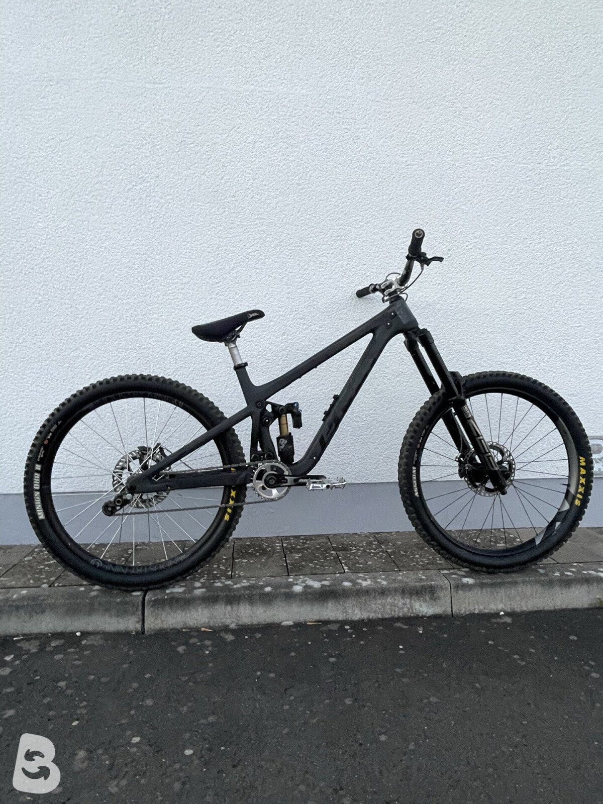 Pivot Mach 6 2025