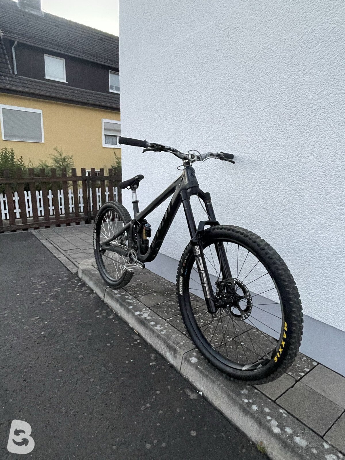 Pivot Mach 6 2025