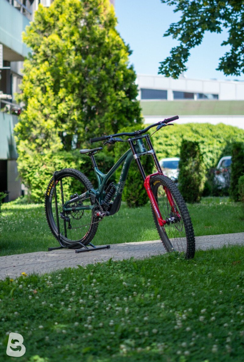 Commencal Supreme V4 2022