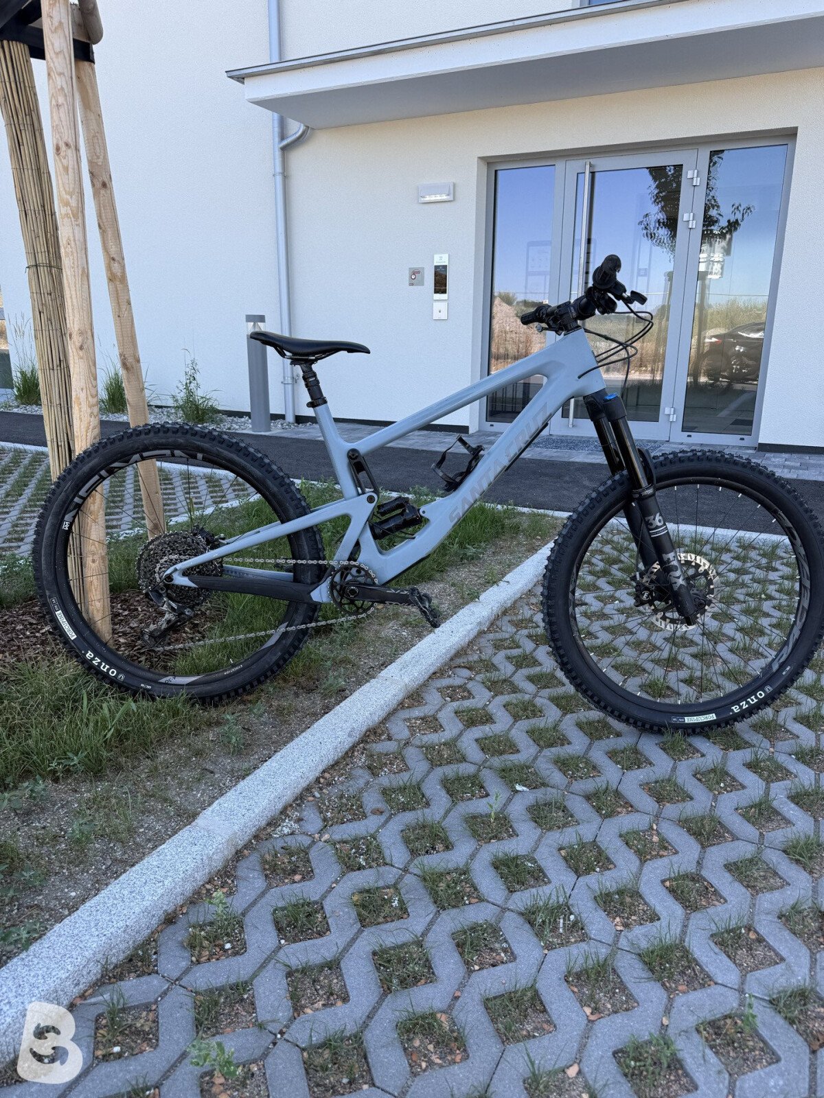 Santa Cruz Bronson Carbon C 2021