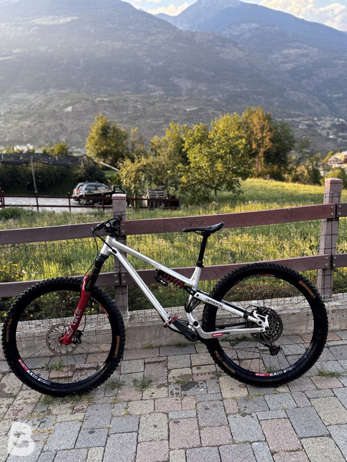 Commencal Meta TR Race 2021