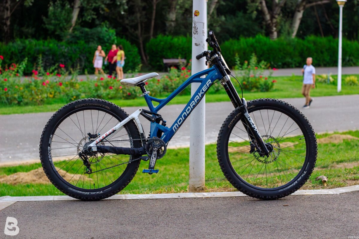 Mondraker Summum SE 2020