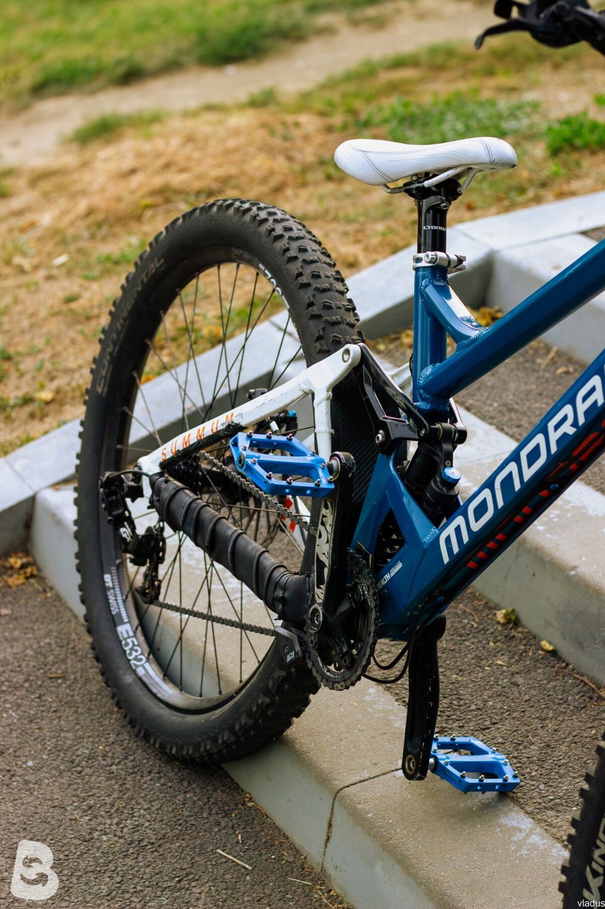 Mondraker Summum SE 2020