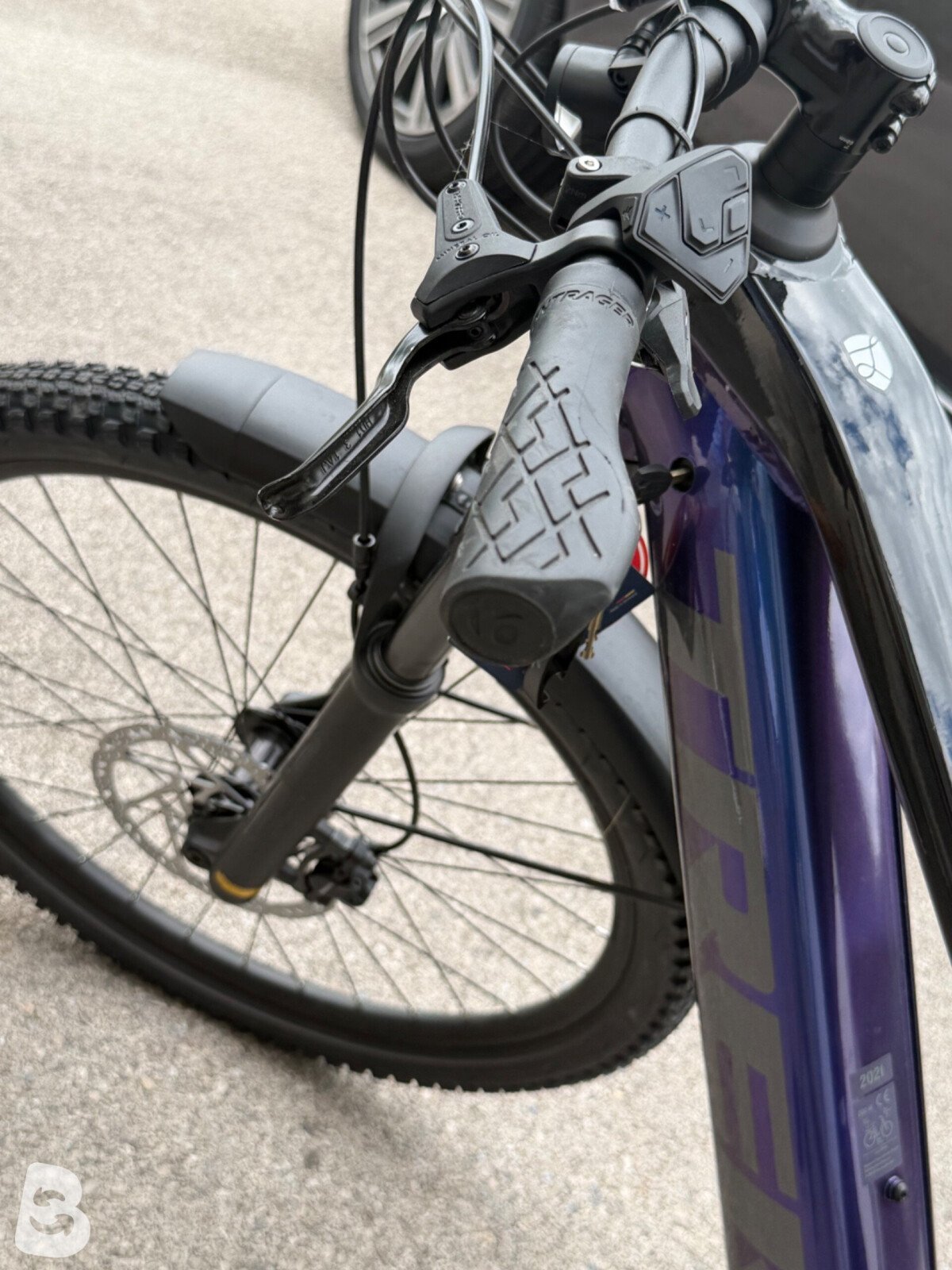 Trek Powerfly FS 4 Equipped Purple Flip/ Black - Rahmengröße : 39cm / 15,5" 2021