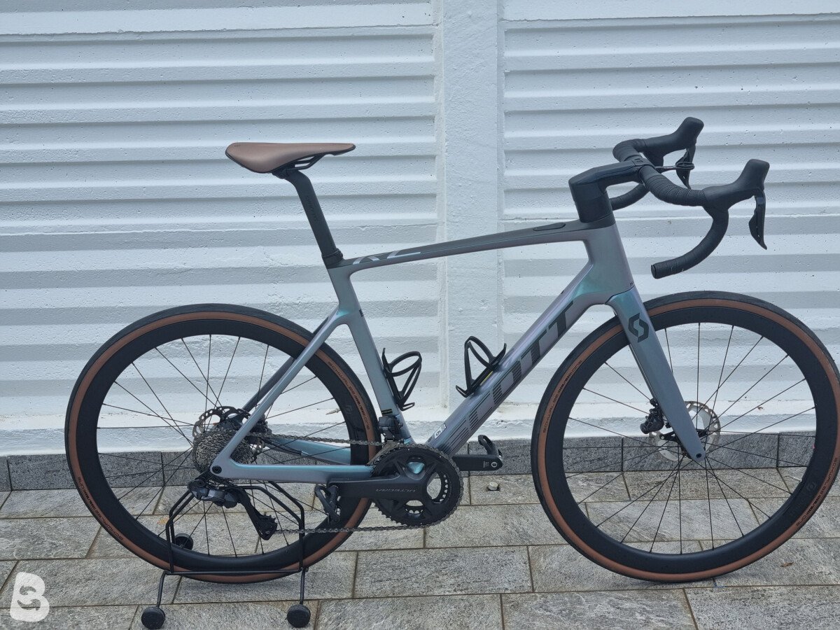 Scott Addict RC eRIDE 10 2025