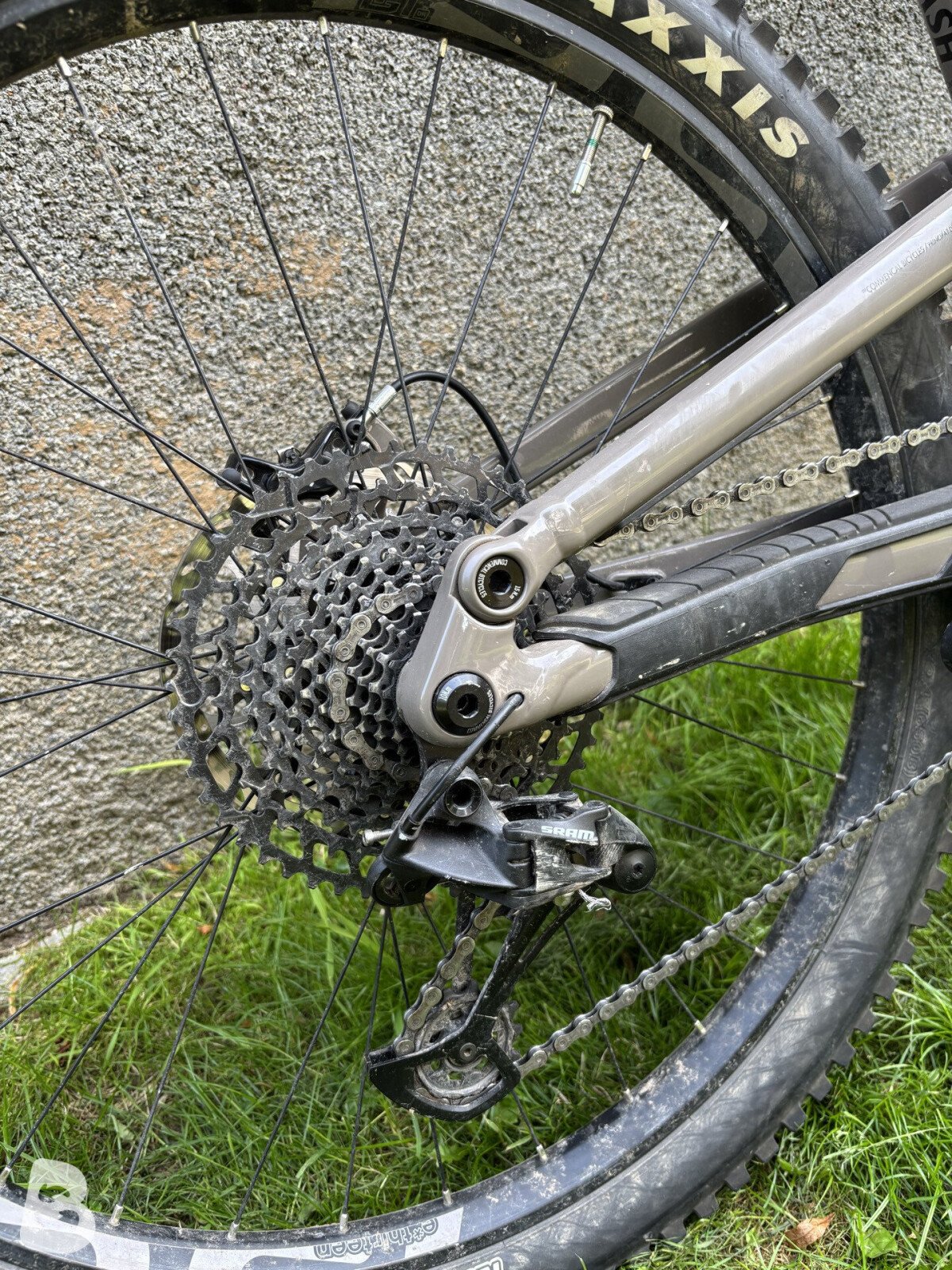 Commencal CLASH RIDE 2023