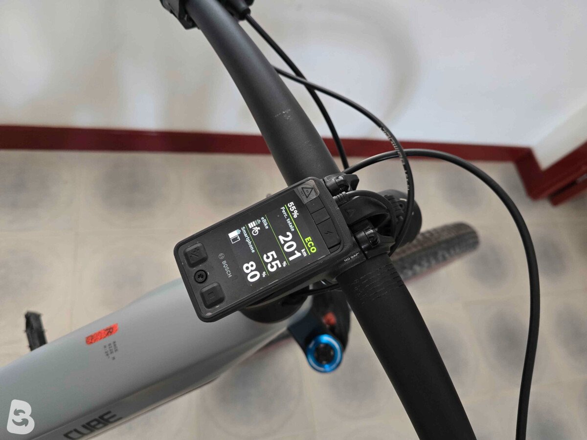 Cube Reaction Hybrid RACE 800 2026