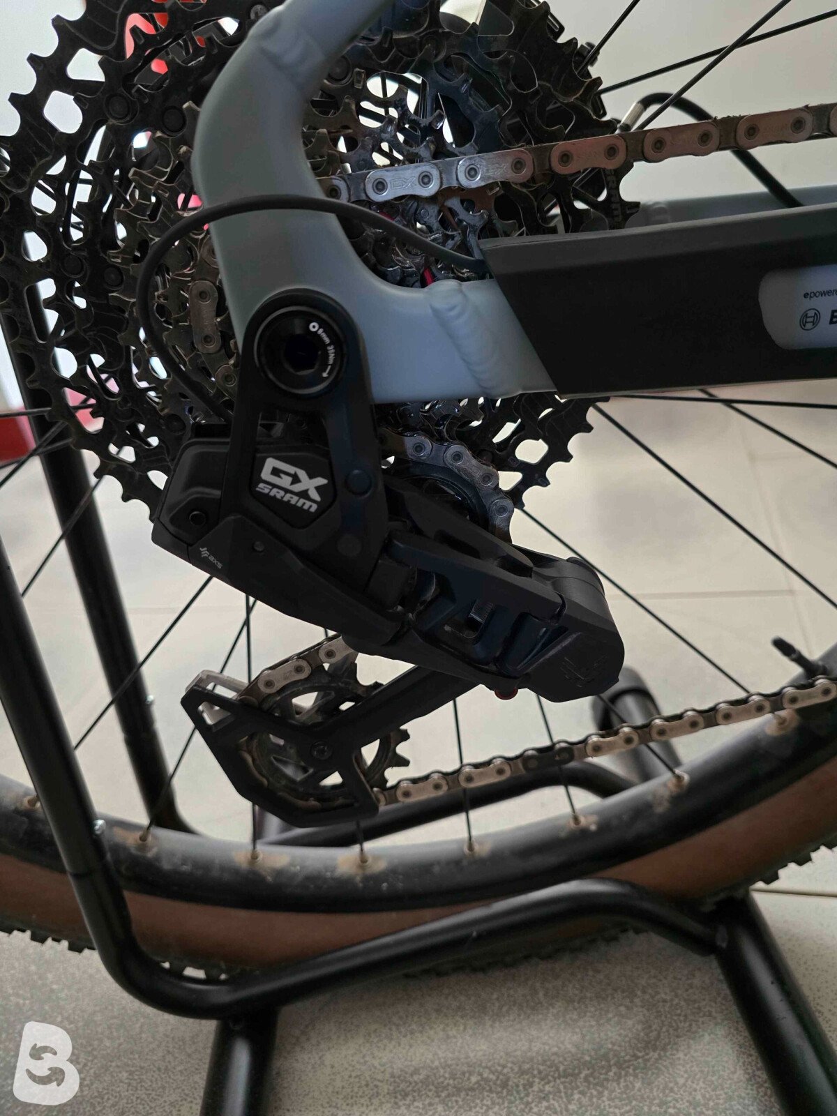 Cube Reaction Hybrid RACE 800 2026
