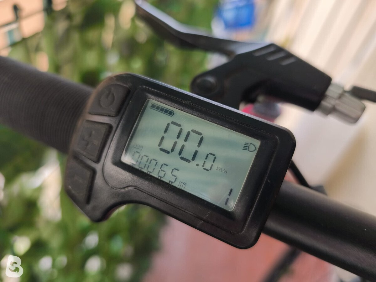 Rockrider 27.5" E-ST 100 ELECTRIC MOUNTAIN BIKE 2020