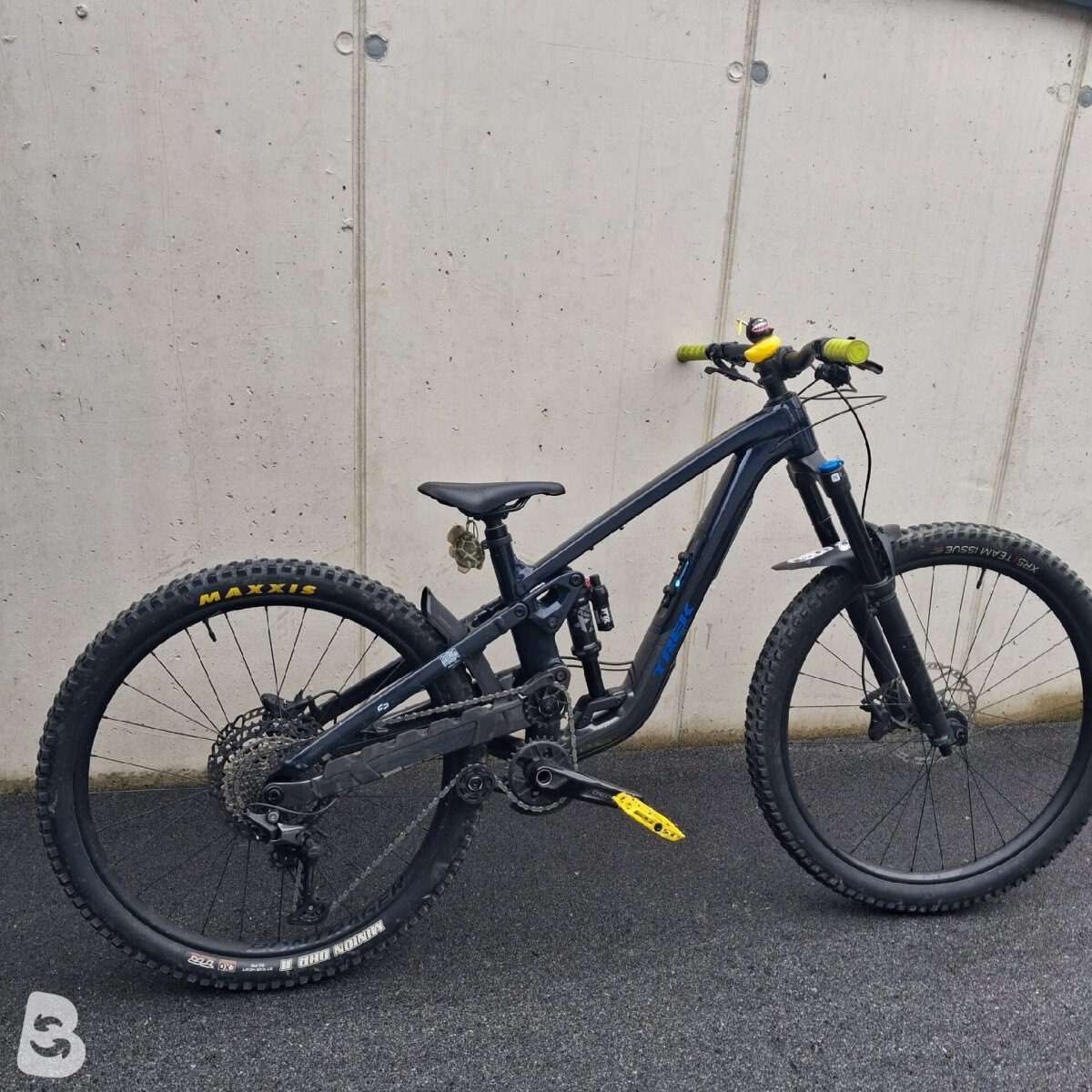 Trek Slash 8 Gen 6 2025