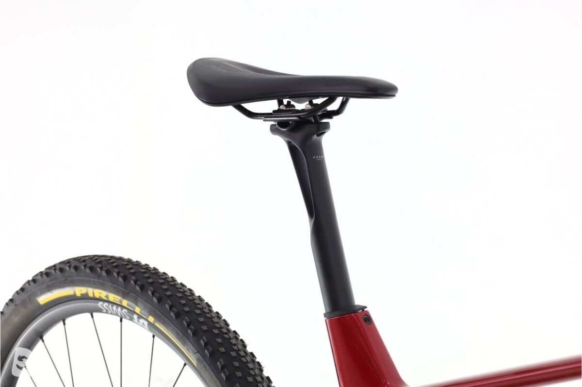 Berria Mako Pro AXS 2025