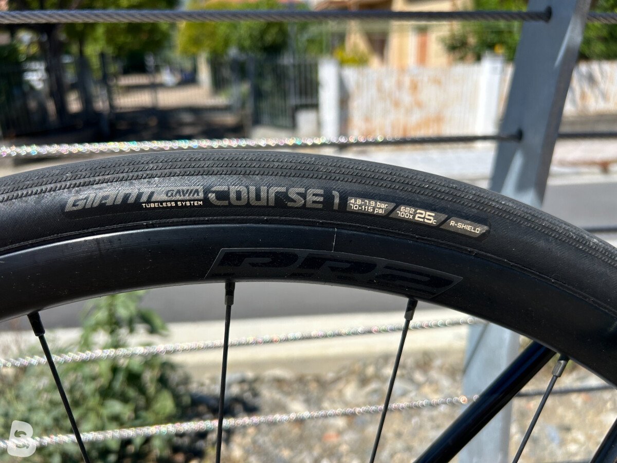 Giant TCR Advanced 2 2025