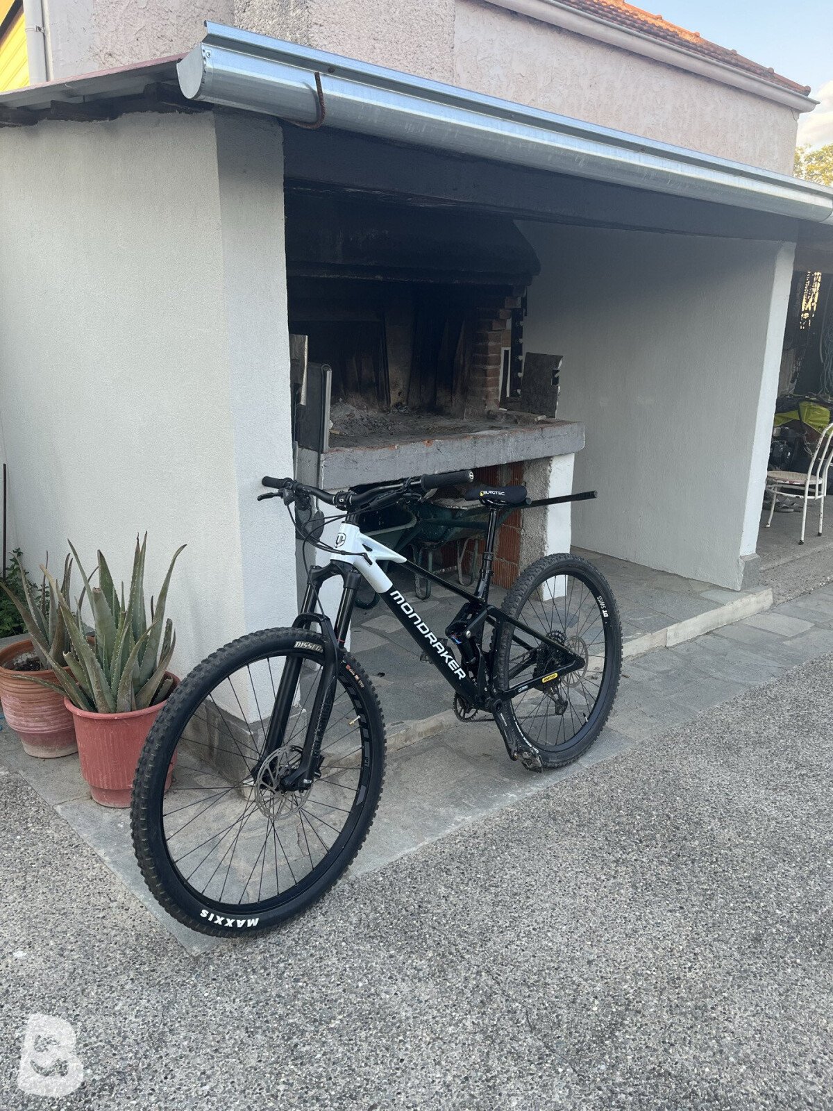 Mondraker RAZE 2023